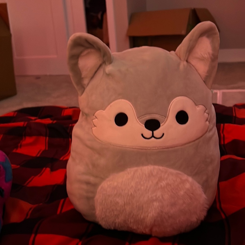 A fox plushie